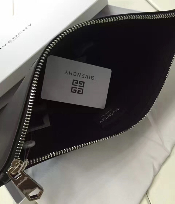 ジバンシィスーパーコピー GIVENCHY クラッチバッグ BC06351655 PANDORA CLUTCH