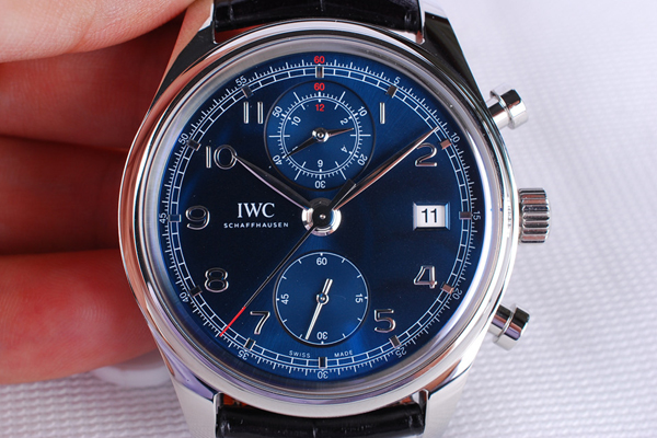 IWC ポルトギーゼ スーパーコピークロノグラフ クラシック ローレウス限定 IW390406