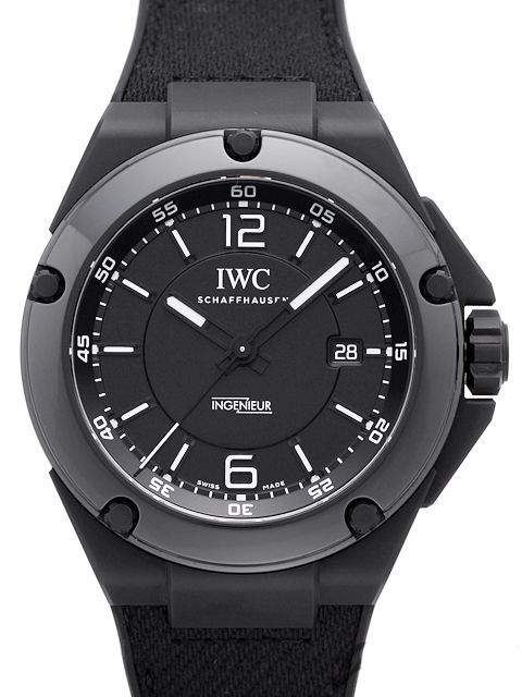 IWC インヂュニア スーパーコピーオートマティック AMG ブラックシリーズ セラミック IW322503