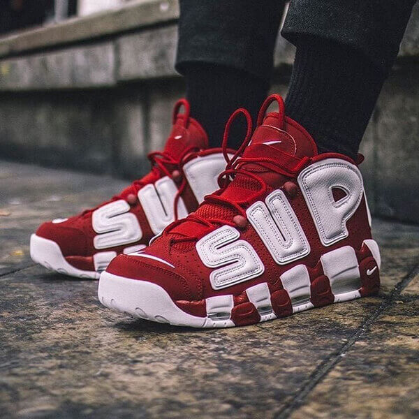 シュプリーム モアテン ナイキ AIR MORE UPTEMPO x シュプリーム