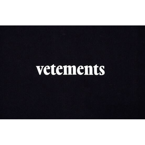 ヴェトモン tシャツ 偽物 VETEMENTS ロゴ Tシャツ SS20TR305