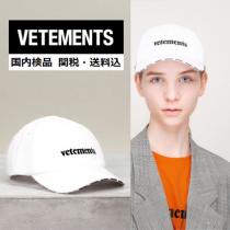 ヴェトモン キャップ 偽物 VETEMENTS 刺繍ロゴ コットンキャップ ホワイト