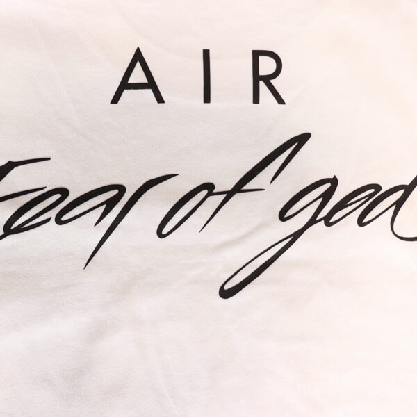 トリプルコラボ激レア! FEAR OF GOD x ナイキ スーパーコピー Air Fear of God Tee