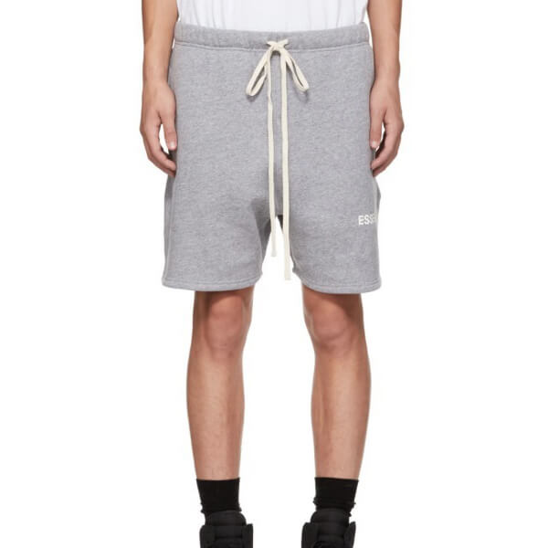 入手困難！Fear of God / FOG / エッセンシャルズ パンツ 偽物 - Sweat Shorts