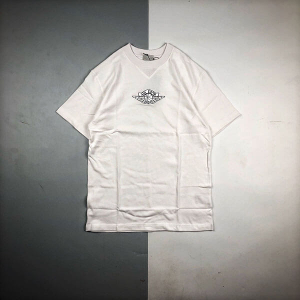 ナイキ ディオール コラボ偽物 tシャツ ディオール ＆ Air Jordan 2021ss