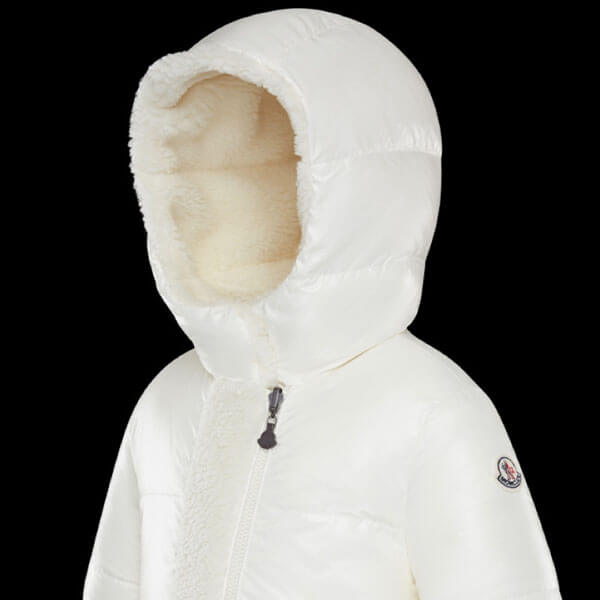 MONCLER スーパーコピー大人もOK！BAGAUD リバーシブル ジャケット 関税込！