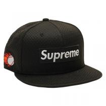 シュプリーム ニューエラ 偽物  Mesh Box Logo New Era Cap ニューエラ...