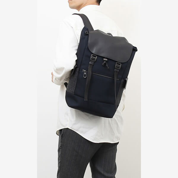 ボッテガヴェネタ★ INTRECCIATO Panel Backpac.k★偽物