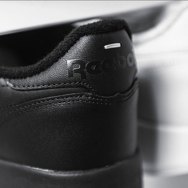 【限定コラボ】MAISON MARGIELA X REEBOK Classic Leather Tabi