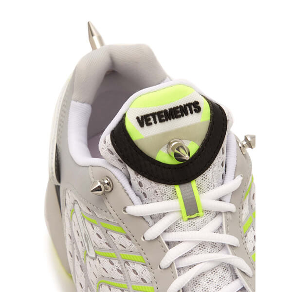  VETEMENTS X Reebok Spike Runner 400 スーパーコピー