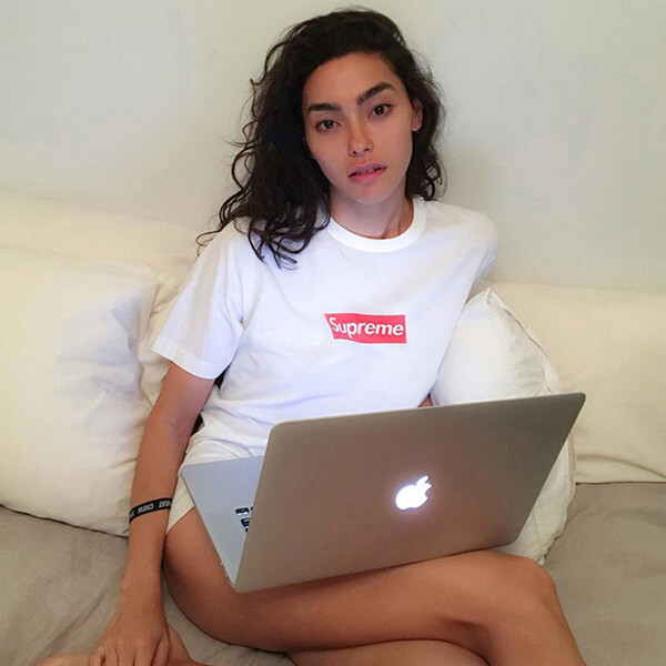 シュプリーム ボックスロゴ tシャツ 偽物  2020SS 新作 白 Box Logo Tee 