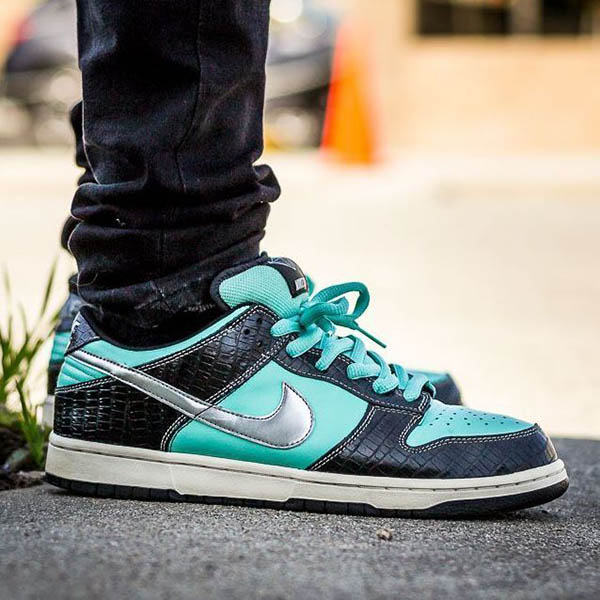 ナイキ ダンクDunk SB Low Diamond Supply Co. ティファニーコピー 304292-402