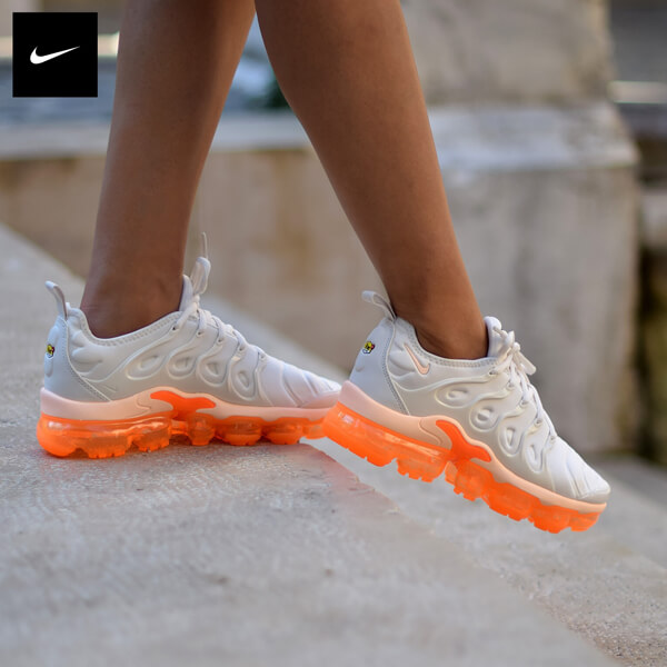 【ナイキ】入手困難 ナイキコピー Vapormax Plus“Creamsicle”(W)