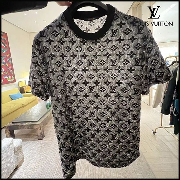 国内発送◆​ルイヴィトン◆LV モノグラム 半袖 Tシャツ 偽物 1AAGM7