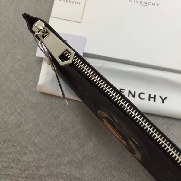 ジバンシィスーパーコピー GIVENCHY クラッチバッグ キー付きバックパック リュック