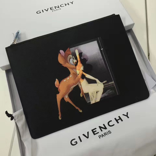 ジバンシィスーパーコピー GIVENCHY クラッチバッグ バンビ プリント 前面中央にロゴ