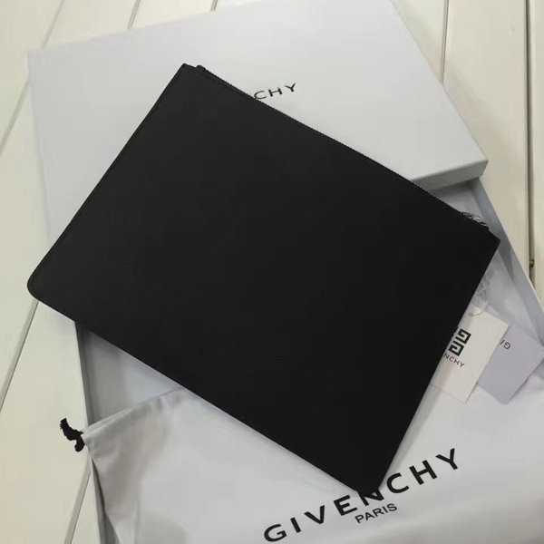 ジバンシィスーパーコピー GIVENCHY クラッチバッグ バンビ プリント 前面中央にロゴ