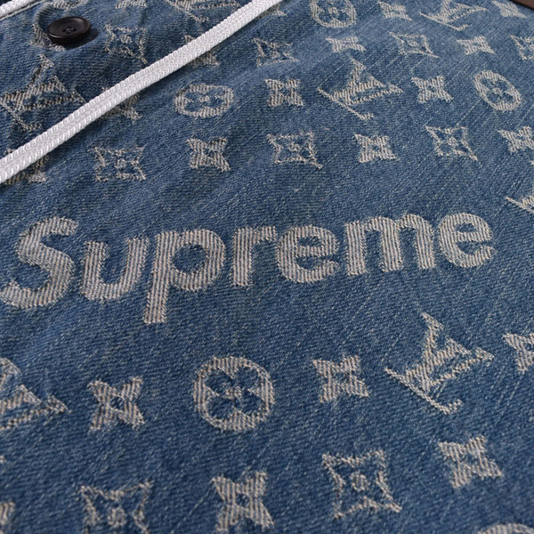 ルイヴィトン×シュプリーム コピー ベースボールシャツ ブルー 1A3F9U MONOGRAM ルイヴィトン×シュプリーム  ×SUPREME BASEBALL