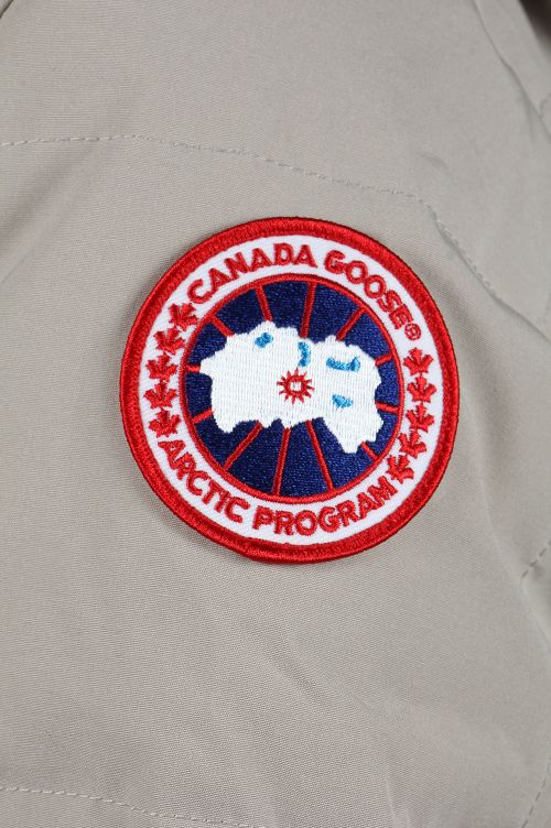 カナダグース コピー CANADA GOOSE レディース ウィメンズ MACKENZIE PARKA マッケンジー Limestone 2302JL