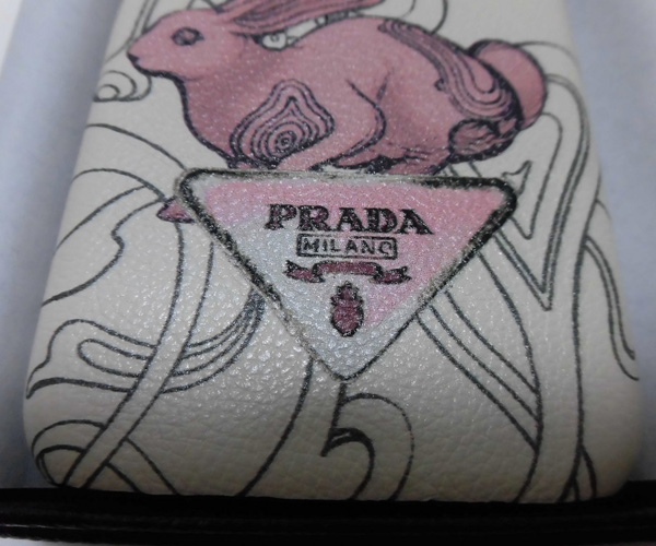 ウサギが プラダ iPhone6 iPhone7 iPhone8 スマホケース ラビット PRADA ラビットプリント 用ケース スーパーコピー