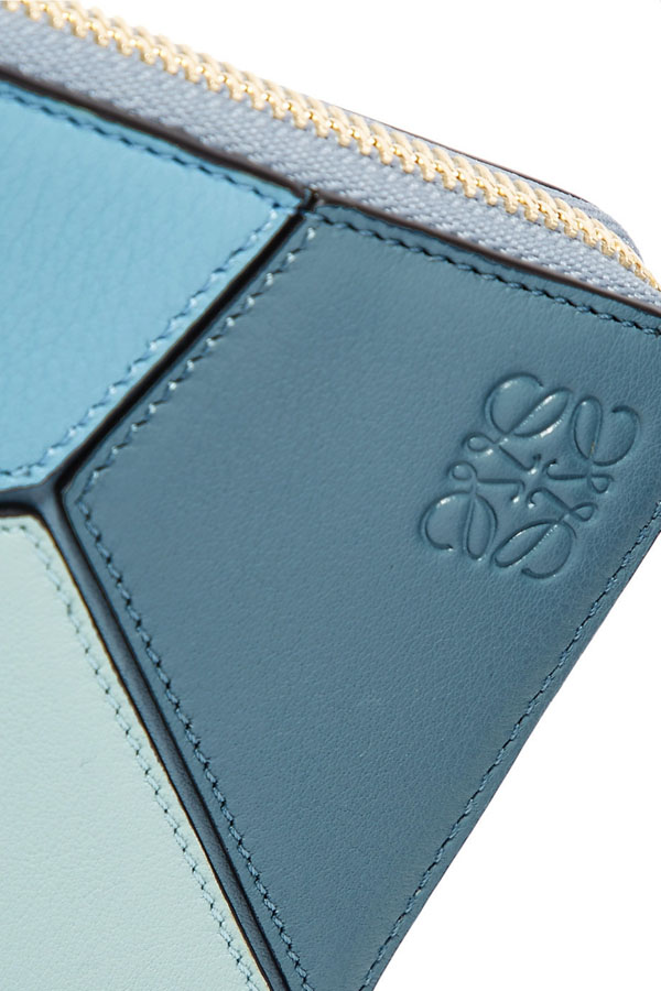  ロエベ PUZZLEラウンドジップ長財布 Blue ロエベ 財布コピー