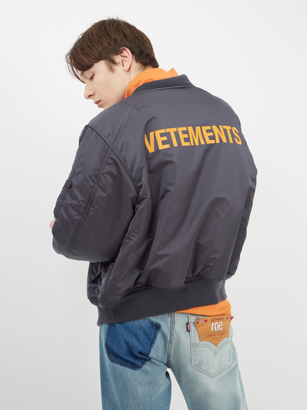 VETEMENTS(ヴェトモン ma-1 コピー ) 18SS　リバーシブル ボンバージャケット