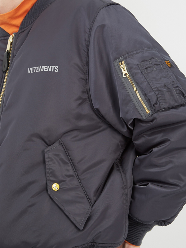 VETEMENTS(ヴェトモン ma-1 コピー ) 18SS　リバーシブル ボンバージャケット