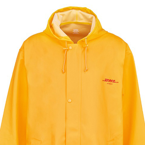 VETEMENTS X DHL 香港限定 DHL ロゴ　レインコート