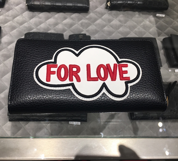 グッチ 財布 コピー FOR LOVE リップ付き ラウンドジップ 長財布 ブラック