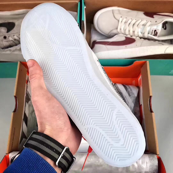 オフホワイト コピー OFF-WHITE OFF-White x ナイキ AIR FORCE 1 Blazer Low 443903-111 スニーカー