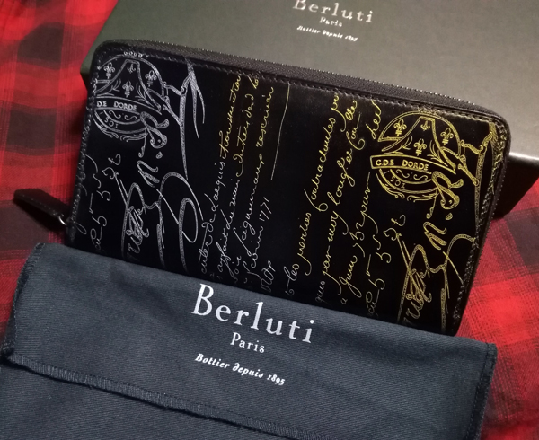 ベルルッティ財布 コピーBerluti Wスタンプx金銀Wパティーヌ希少品 ベルルッティ ITAUBA