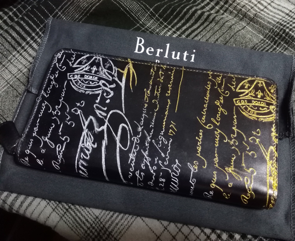 ベルルッティ財布 コピーBerluti Wスタンプx金銀Wパティーヌ希少品 ベルルッティ ITAUBA