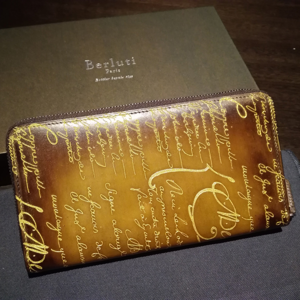 ベルルッティ財布 コピーBerluti ゴールデンパティーヌ希少品 ITAUBA