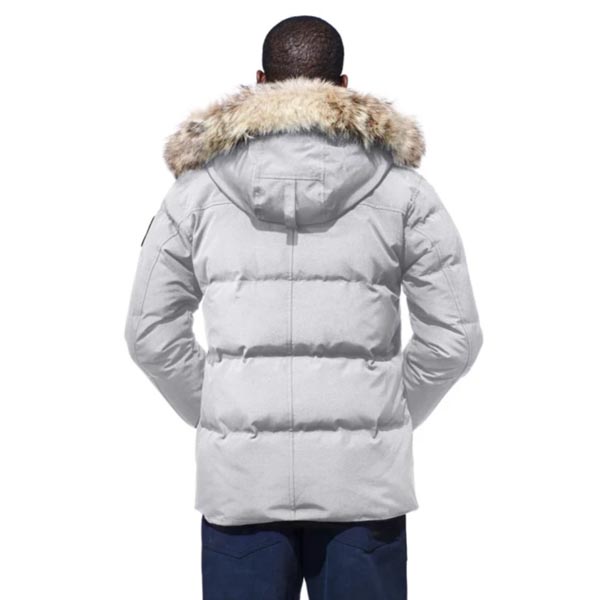 カナダグース スーパーコピー CANADA GOOSE ダウン Wyndham Parka ウィンダム ブラックレーベル