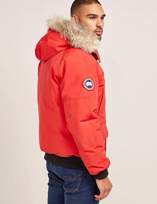 大人気 カナダグース スーパーコピー CANADA GOOSE ダウン CHILLIWACK BOMBER